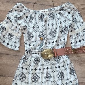 Hardly Worn - FLYING TOMATO - Super Cute Black on White, Size S